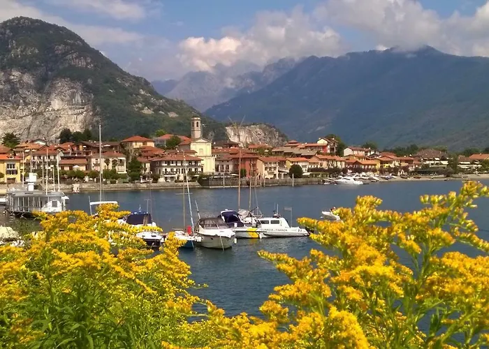 Casa Bellavista - Maggiore View And Garden 펜션