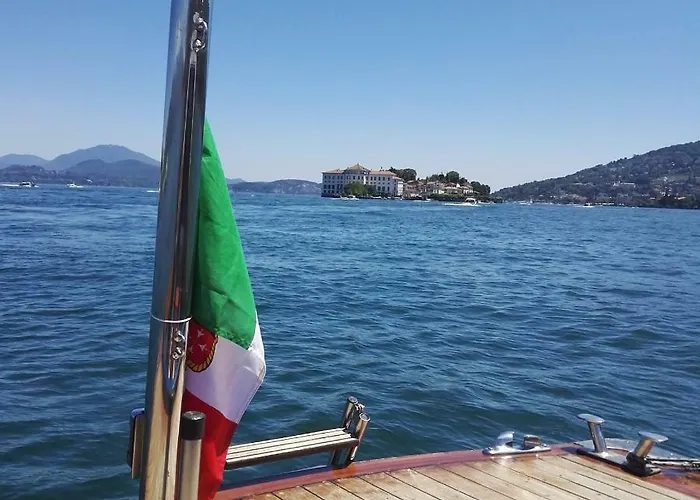 Casa Bellavista - Maggiore View And Garden 펜션